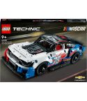 Lego Technic NASCAR Next Gen Chevrolet Camaro ZL1 42153